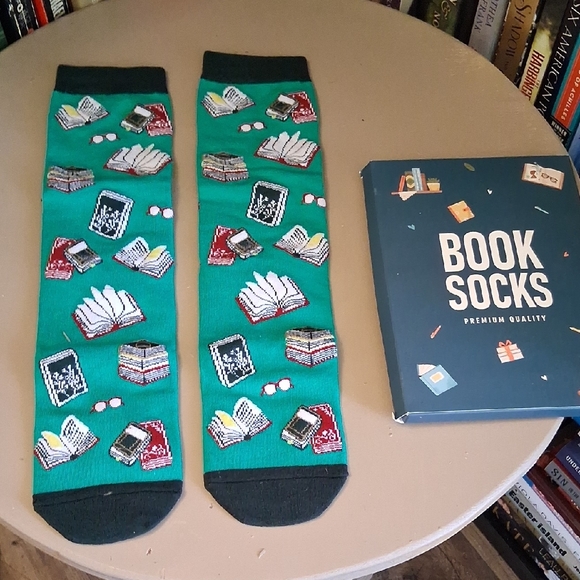 Book Socks - Picture 3 of 3